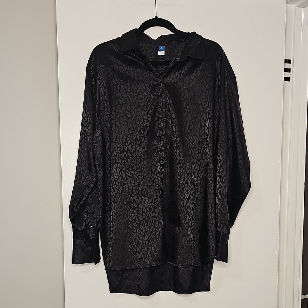 Old Navy Charcoal Animal Print Top